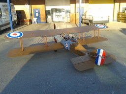 DH9